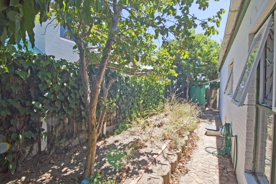 3 Bedroom Property for Sale in Milkwood Park Western Cape